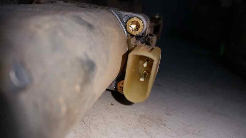 Elevalunas Delantero Derecho Para Ford Fiesta Berlina