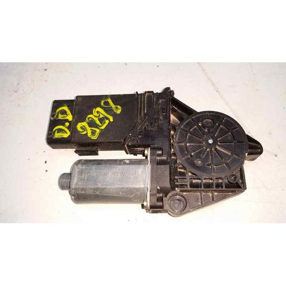 Motor Elevalunas Delantero Derecho Para Volkswagen Passat Berlina