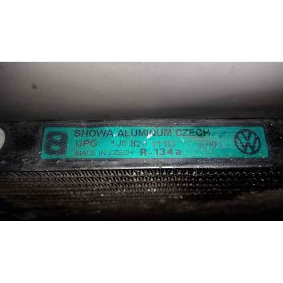 Condensador / Radiador Aire Acondicionado Para Volkswagen Golf Iv Berlina