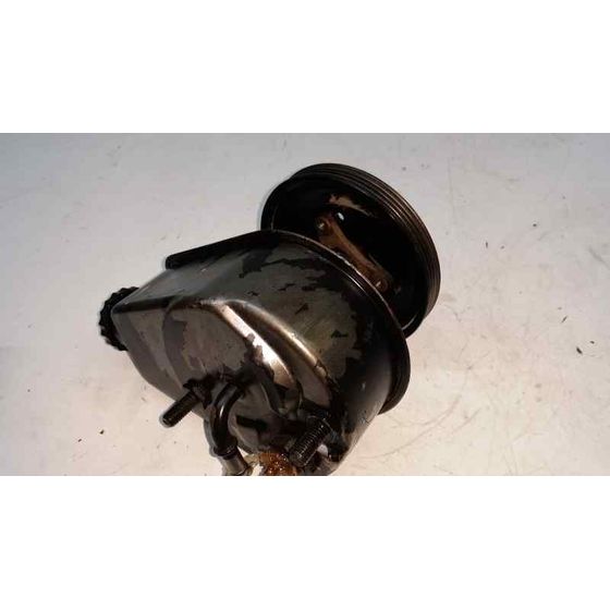 Bomba Direccion Para Renault Megane I Classic