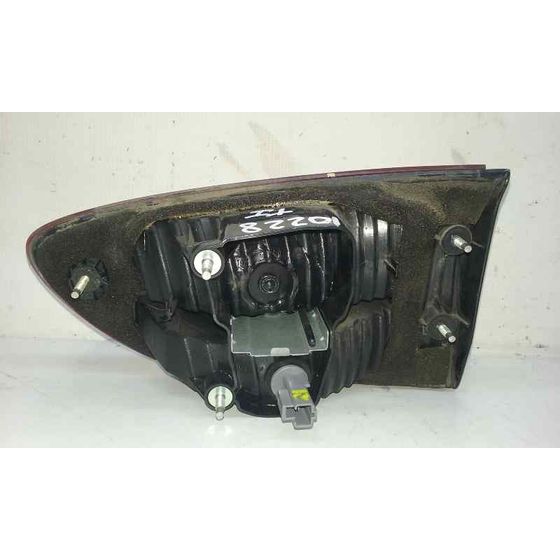 Piloto Trasero Izquierdo Para Subaru Tribeca B9
