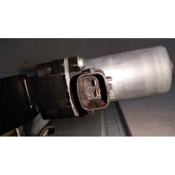 Elevalunas Delantero Derecho Para Renault Clio Iv