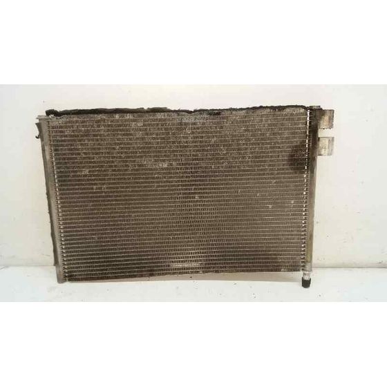 Condensador / Radiador Aire Acondicionado Para Ford Fiesta