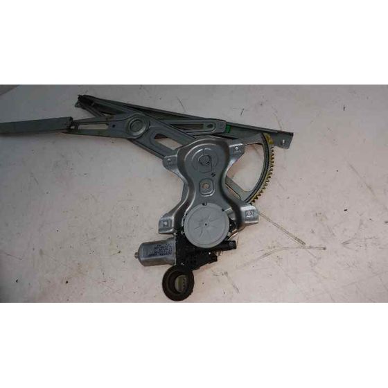 Elevalunas Delantero Derecho Para Toyota Yaris