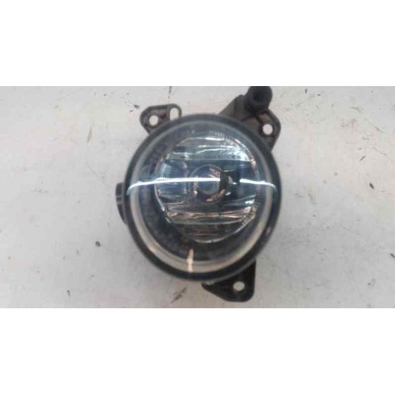 Faro Antiniebla Izquierdo Para Mercedes Clase E Lim.