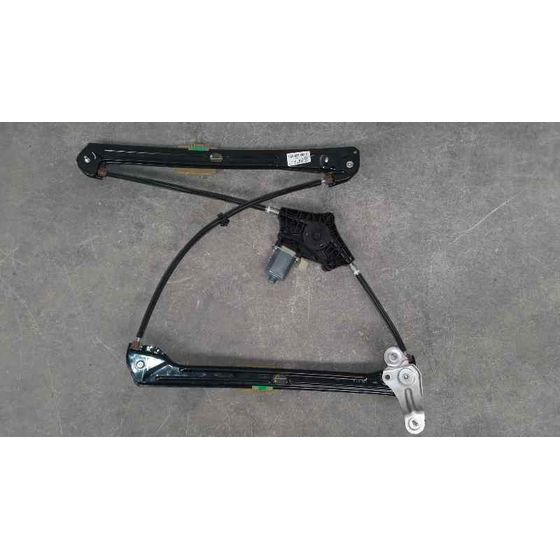 Elevalunas Delantero Derecho Para Volkswagen Golf Vii Lim.