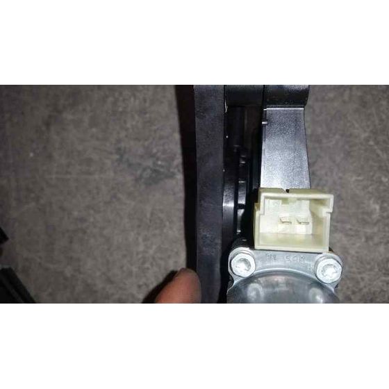 Elevalunas Delantero Derecho Para Volkswagen Golf Vii Lim.