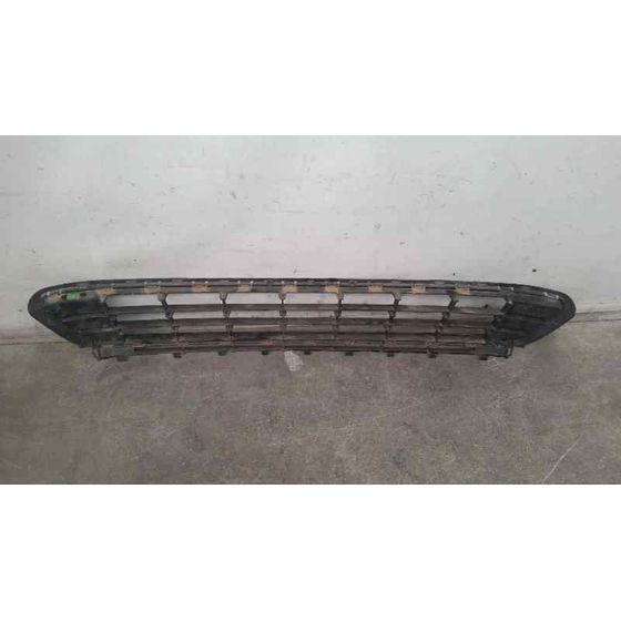 Rejilla Central Paragolpes Para Volkswagen Golf Vii Lim.