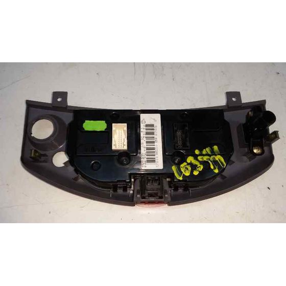 Mando Climatizador para Nissan Micra (K12E)