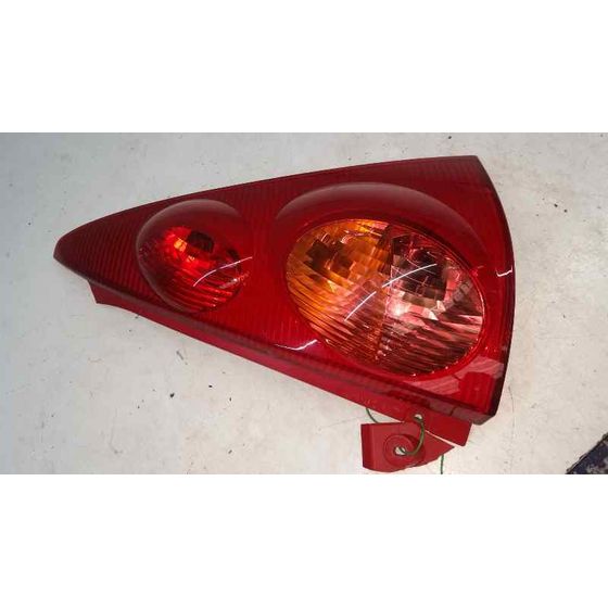 Piloto Trasero Derecho Para Peugeot 107