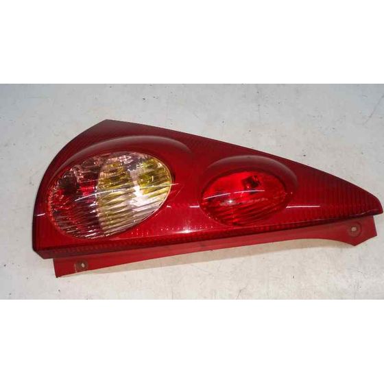 Piloto Trasero Izquierdo Para Peugeot 107