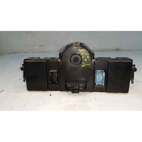 Mando Climatizador para Renault Megane Ii Berlina 5P