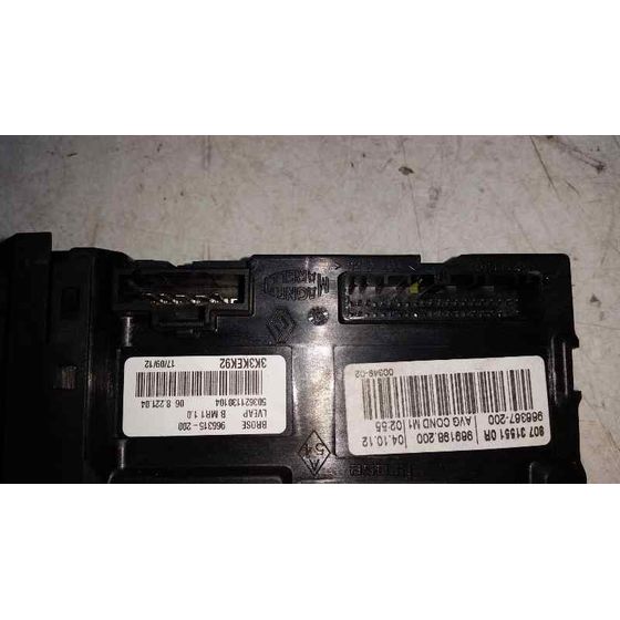 Motor Elevalunas Delantero Izquierdo Para Renault Megane Iii Berlina 5 P