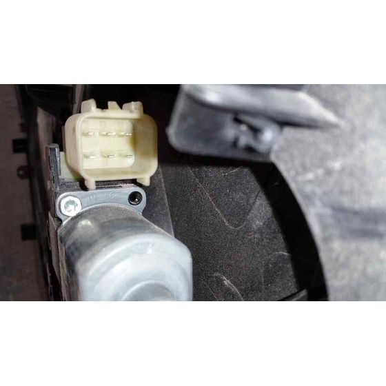 Elevalunas Delantero Izquierdo Para Ford Fiesta