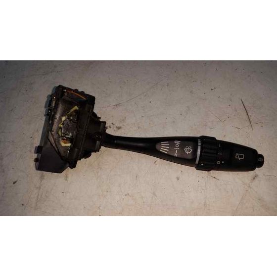 Mando Limpia Para Mitsubishi Carisma Berlina 5