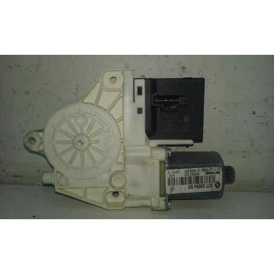 Motor Elevalunas Trasero Derecho Para Renault Megane Iii Berlina 5 P