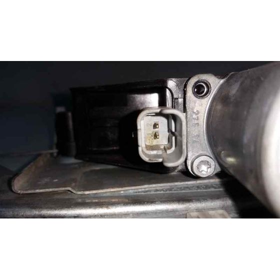 Elevalunas Delantero Derecho Para Peugeot 208