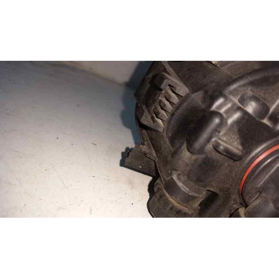 Faro Antiniebla Derecho Para Ford Focus Lim.