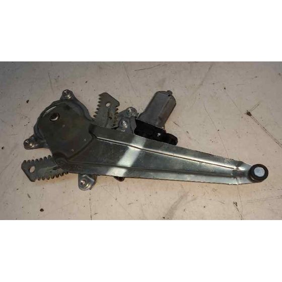 Elevalunas Trasero Izquierdo Para Suzuki Swift Azg