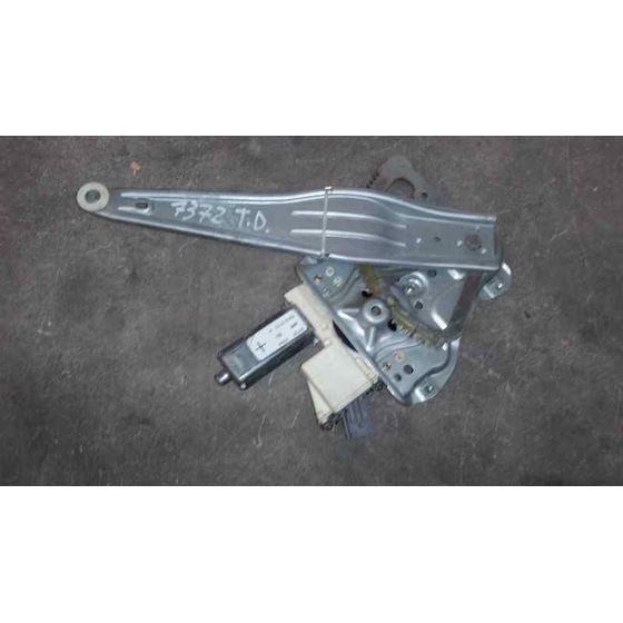 Elevalunas Trasero Derecho para Toyota Avensis Wagon (T25)