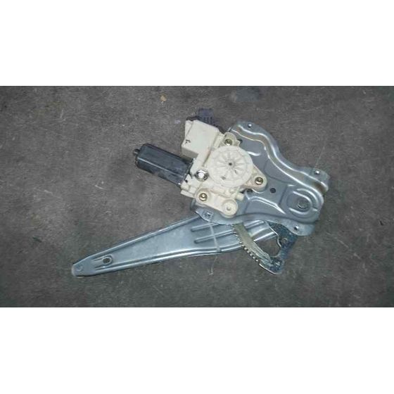 Elevalunas Trasero Derecho para Toyota Avensis Wagon (T25)