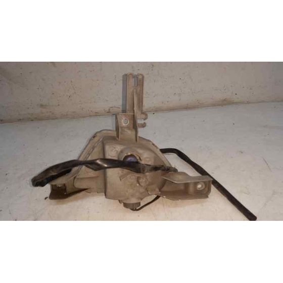 Faro Antiniebla Izquierdo Para Mazda 2 Lim.