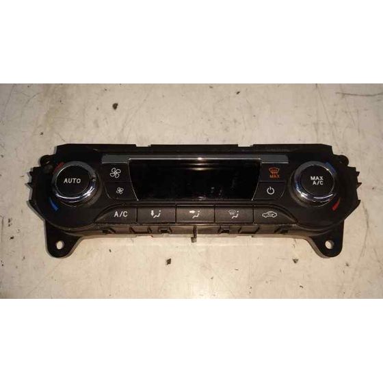 Mando Climatizador para Ford Focus Lim. (Cb8)