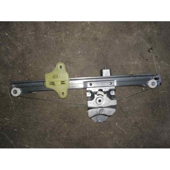 Elevalunas Delantero Derecho Para Renault Clio Iv