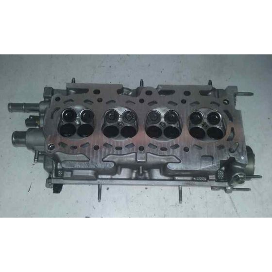 Culata para Toyota Avensis Berlina (T25)