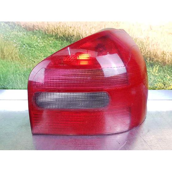 Piloto Trasero Derecho Para Audi A3