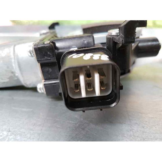 Elevalunas Delantero Derecho Para Subaru Legacy Kombi/Outback B14