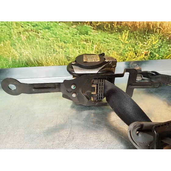 Pretensor Airbag Izquierdo Para Nissan Primera Berlina