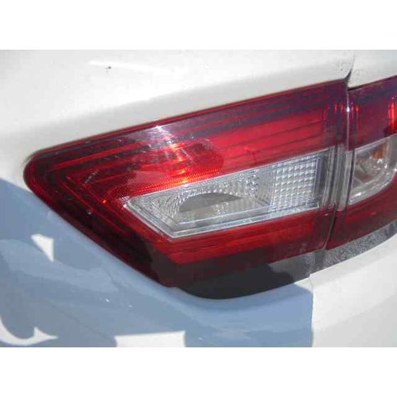 Piloto Trasero Derecho Para Renault Clio Iv