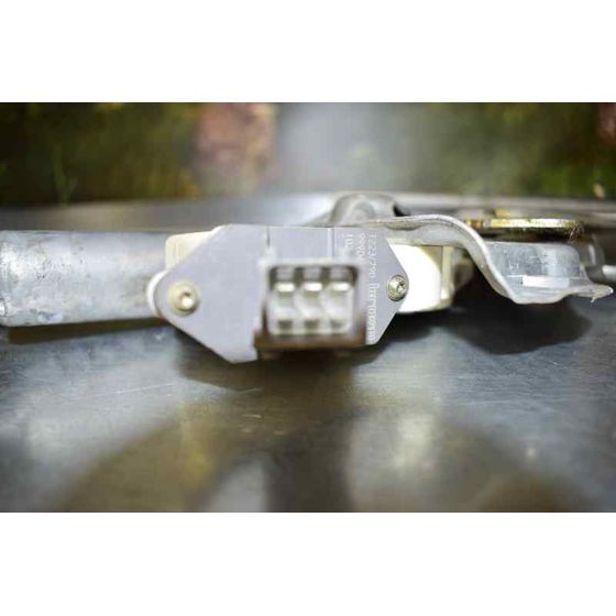 Elevalunas Delantero Izquierdo Para Toyota Avensis Berlina