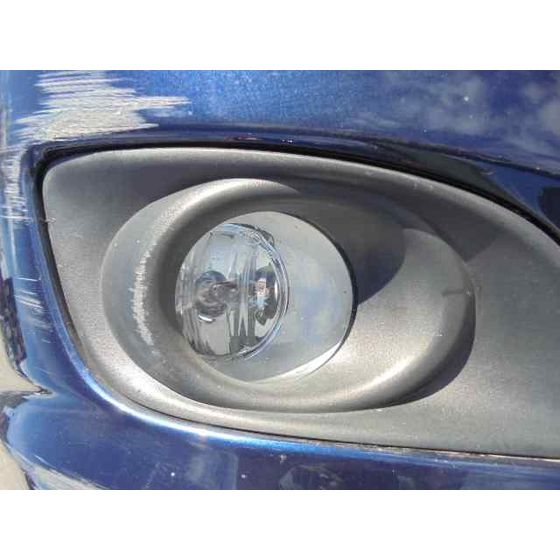 Faro Antiniebla Derecho Para Toyota Avensis Berlina