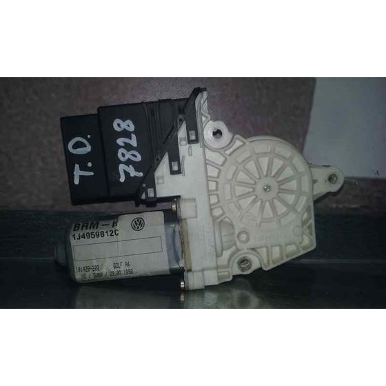 Motor Elevalunas Trasero Derecho Para Volkswagen Golf Iv Berlina