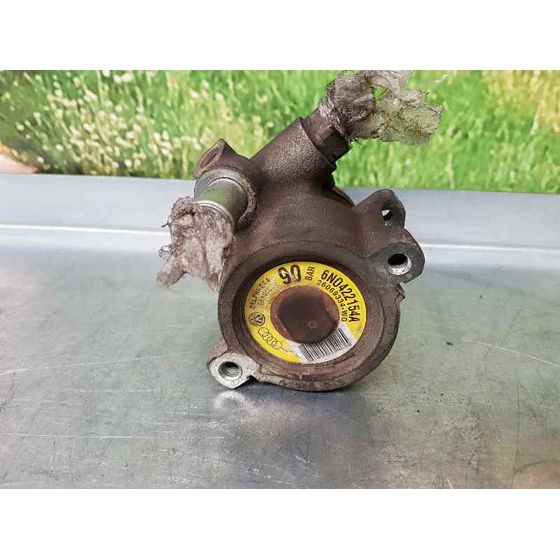 Bomba Direccion Para Volkswagen Polo Berlina