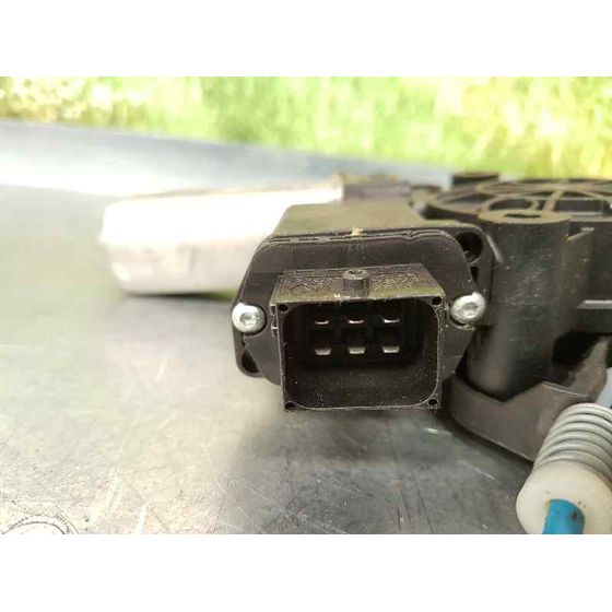 Elevalunas Delantero Derecho Para Opel Corsa D