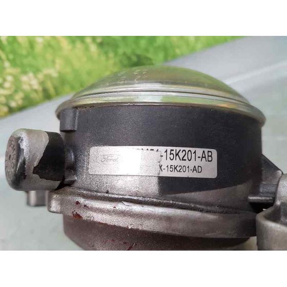 Faro Antiniebla Derecho Para Ford Focus Berlina