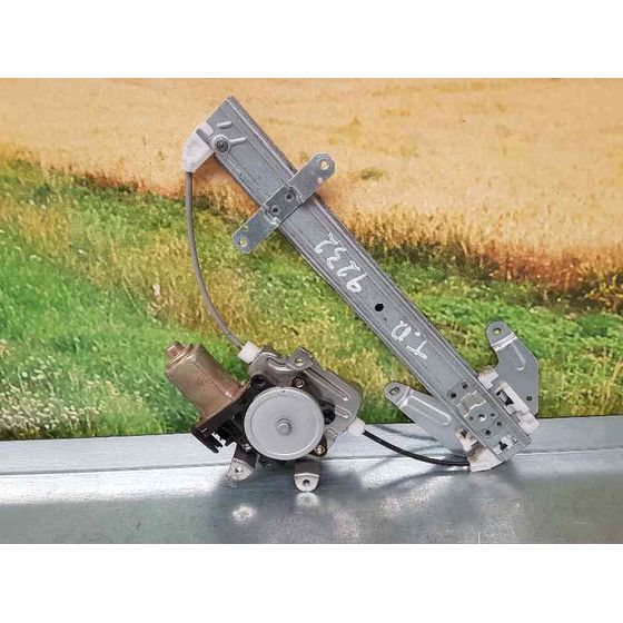 Elevalunas Trasero Derecho para Nissan X-Trail (T30)