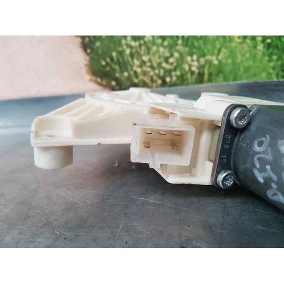 Motor Elevalunas Delantero Izquierdo Para Mercedes Clase B