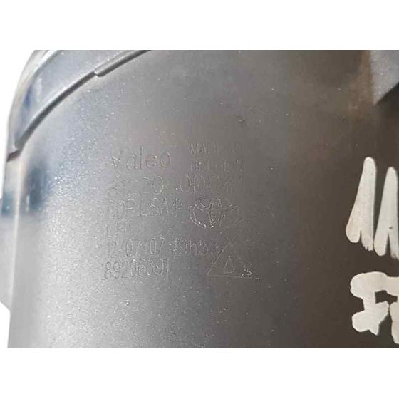 Faro Antiniebla Izquierdo Para Toyota Avensis Berlina