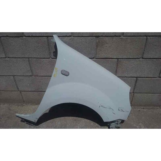 Aleta Delantera Derecha Para Renault Kangoo