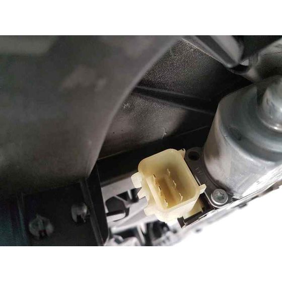 Elevalunas Delantero Izquierdo Para Ford Fiesta