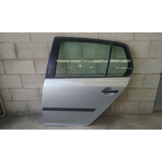 Puerta Trasera Izquierda Para Volkswagen Golf V Berlina