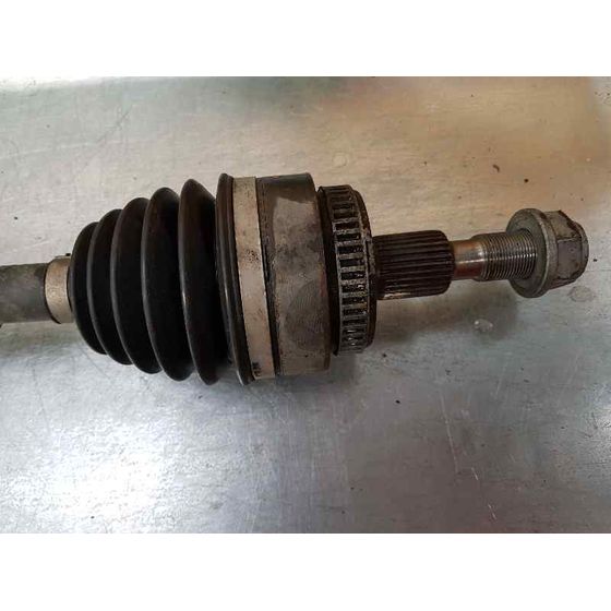 Transmision Delantera Derecha Para Mercedes Clase M