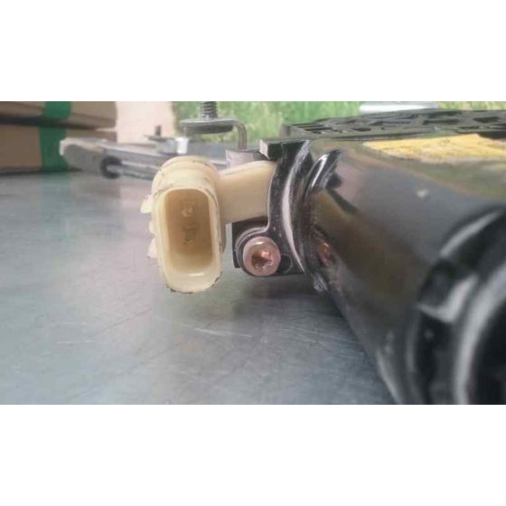 Elevalunas Delantero Derecho Para Hyundai Getz