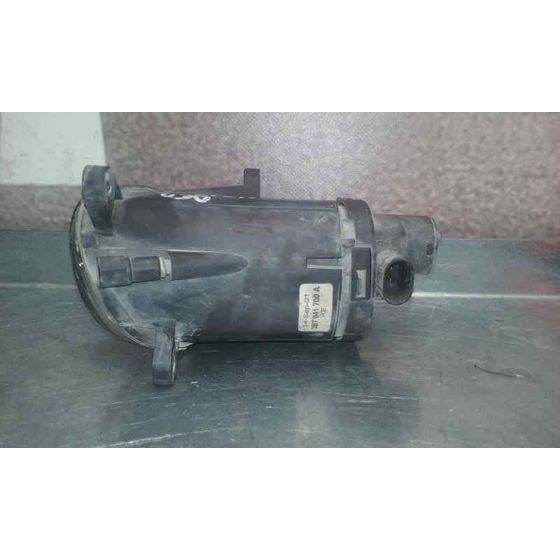 Faro Antiniebla Derecho Para Volkswagen Passat Berlina