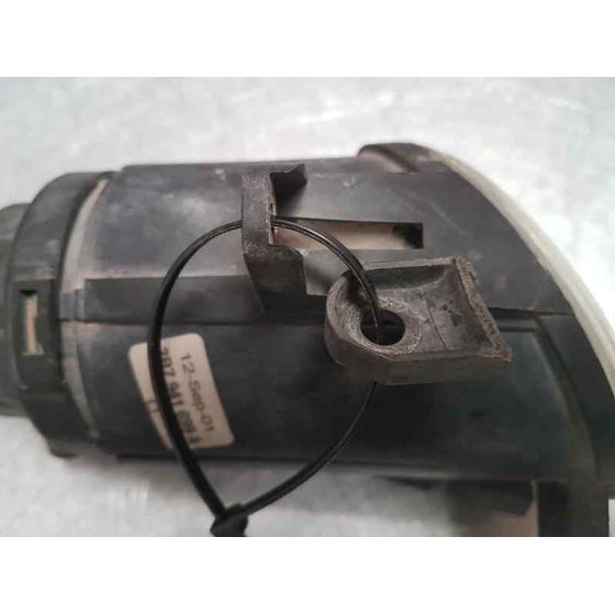 Faro Antiniebla Izquierdo Para Volkswagen Passat Berlina