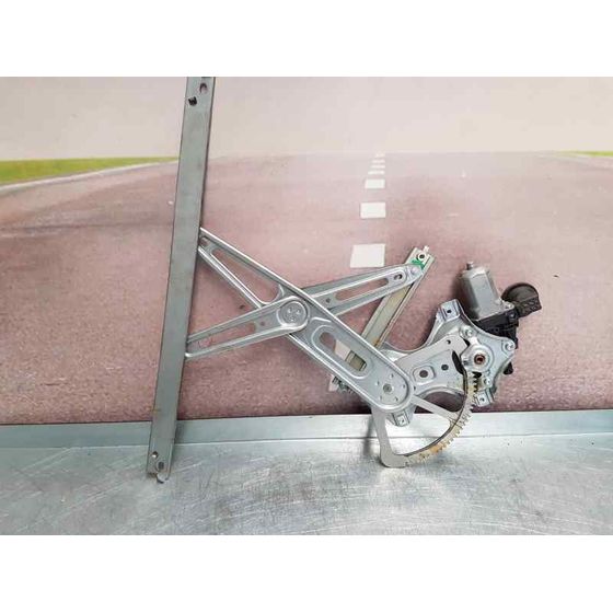 Elevalunas Delantero Derecho Para Toyota Yaris